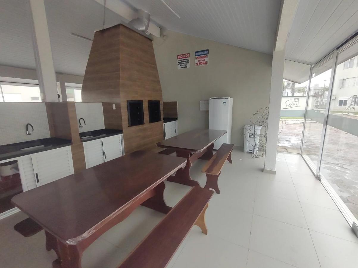 Apto Espetacular A 50 M Do Mar Em Condominio Com Piscinas Maravilhosas Guaratuba Eksteriør billede