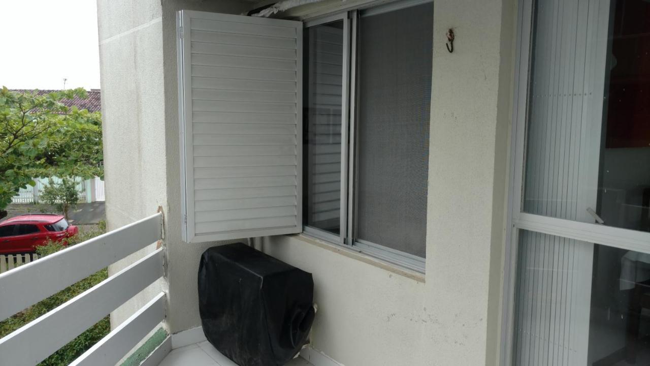 Apto Espetacular A 50 M Do Mar Em Condominio Com Piscinas Maravilhosas Guaratuba Eksteriør billede